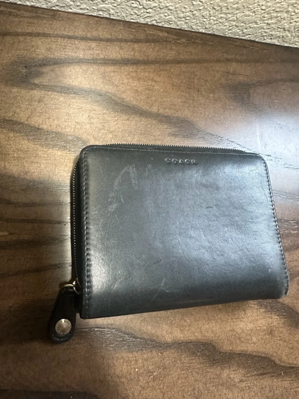 Coach Black Vintage Smooth Leather Zip Around Wallet - Picture 2 of 5